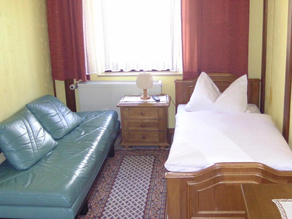 Hotel Zur Guten Quelle Selters  Pokoj fotografie